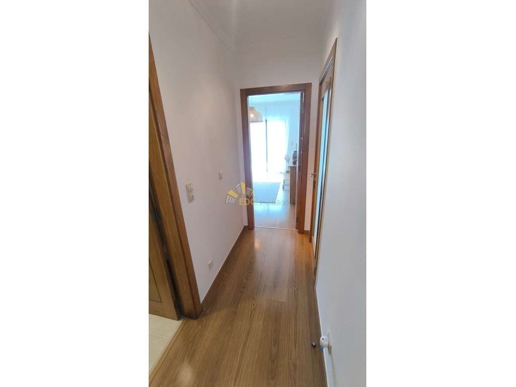 Apartamento Duplex T2+1 com Parqueamento, Arrecadação e Varanda | E...-20