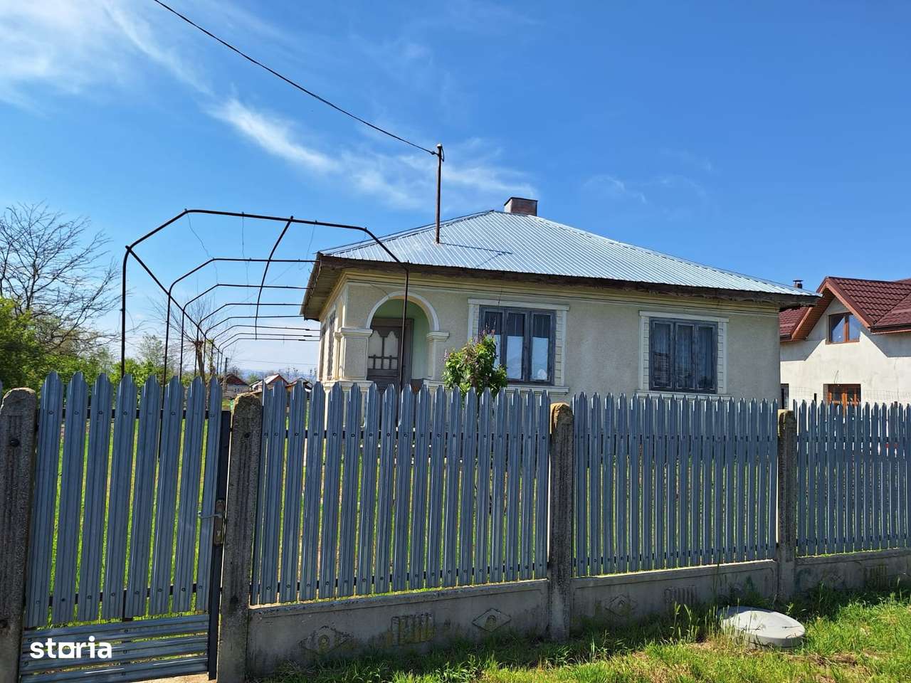 Teren + Casă bătrânească | Comuna Smeeni, jud. Buzău | 2.878 mp - Imagine principală: 2/8