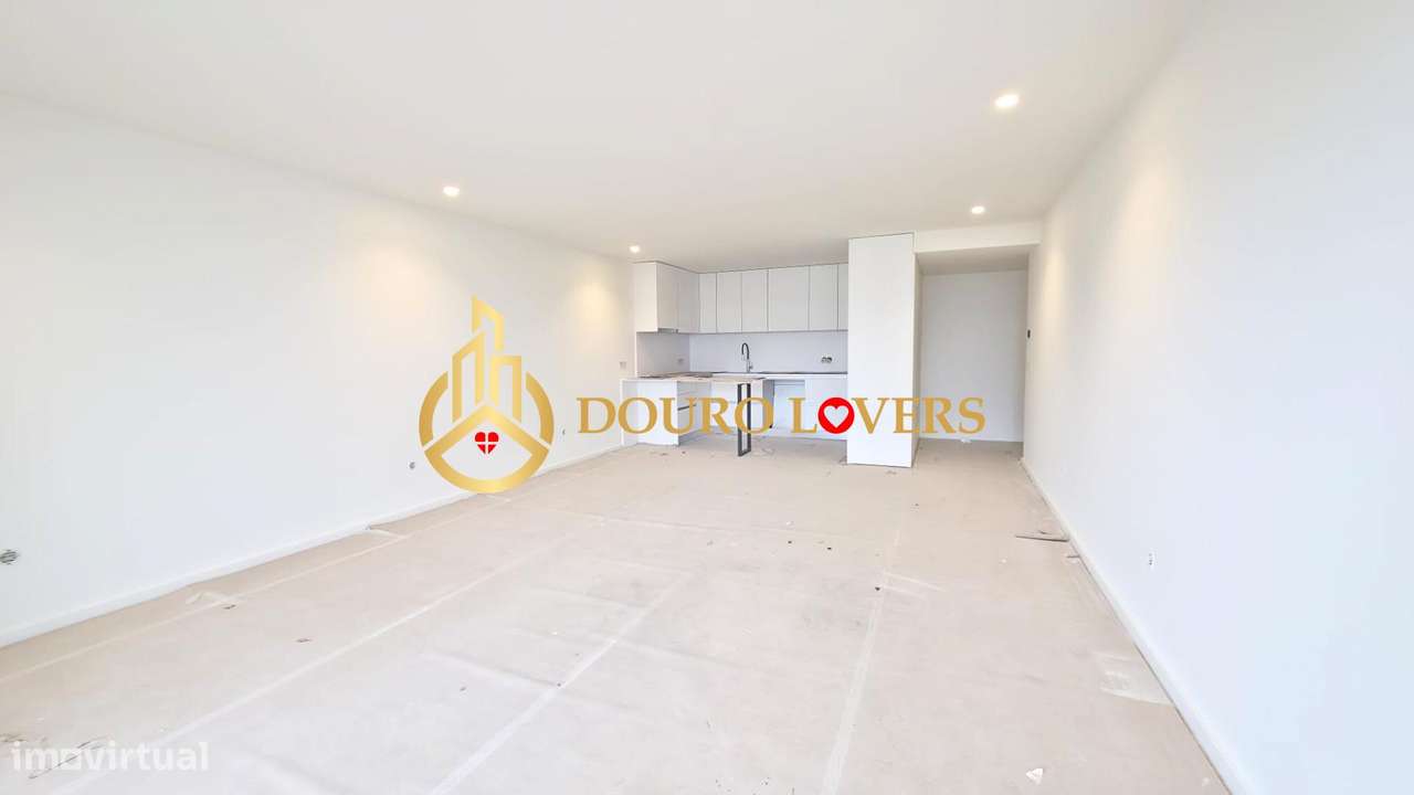 Apartamento T3 em Vila Nova de Gaia, em S. Félix da Marinha - Grande imagem: 4/29