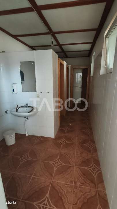 Hala industriala cu parcare de vanzare pe DN 1 - Imagine principală: 4/8