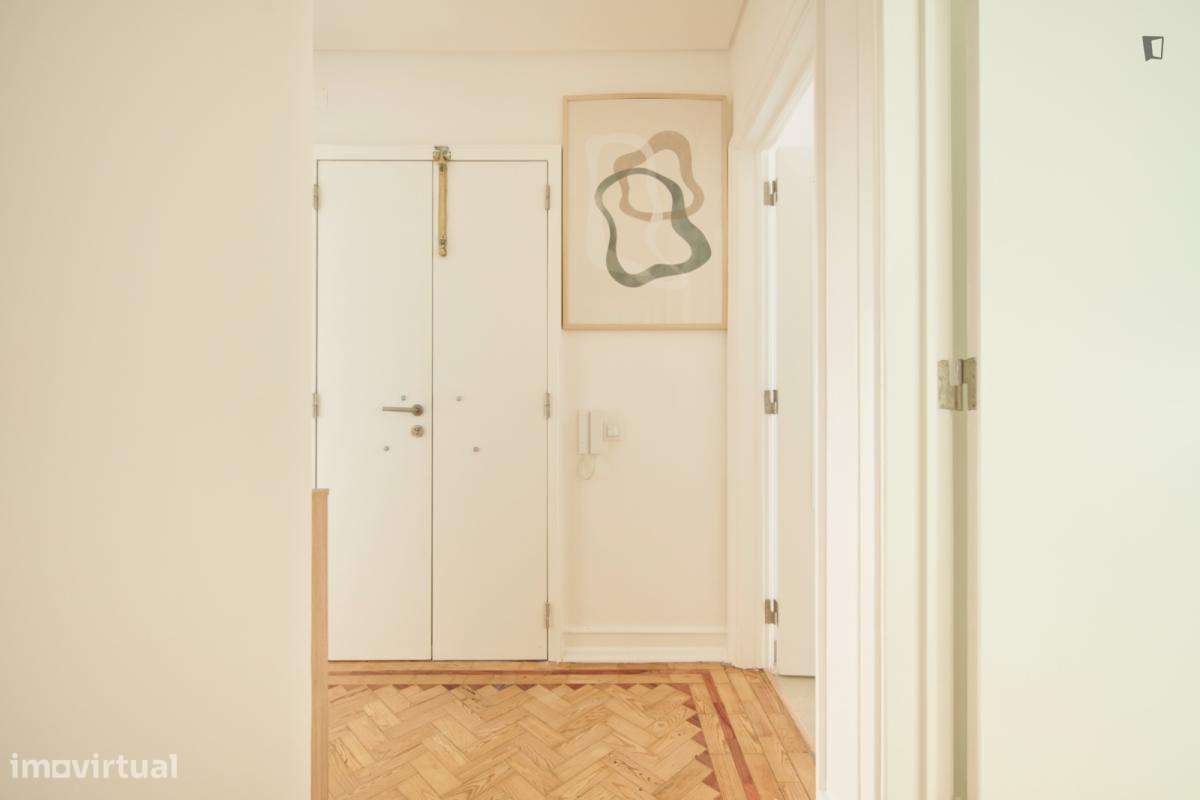 Quarto - localizado em Anjos Lisbon - Grande imagem: 5/10