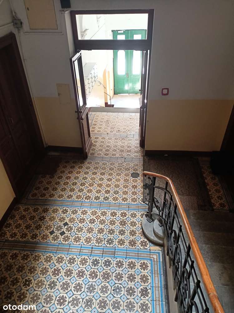 Pusta kamienica bez lokatorów w ścisłym centrum Krakowa - Pełny obrazek: 5/11