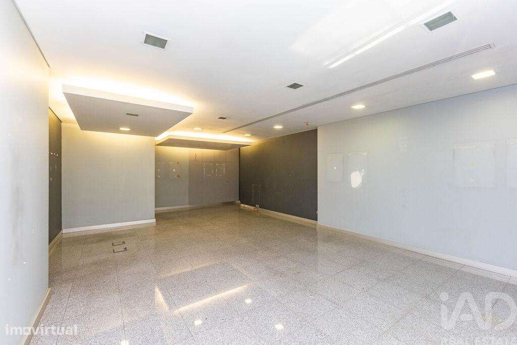 Loja / Estabelecimento Comercial em Cedofeita, Santo Ildefonso, Sé, Mi - Grande imagem: 5/22