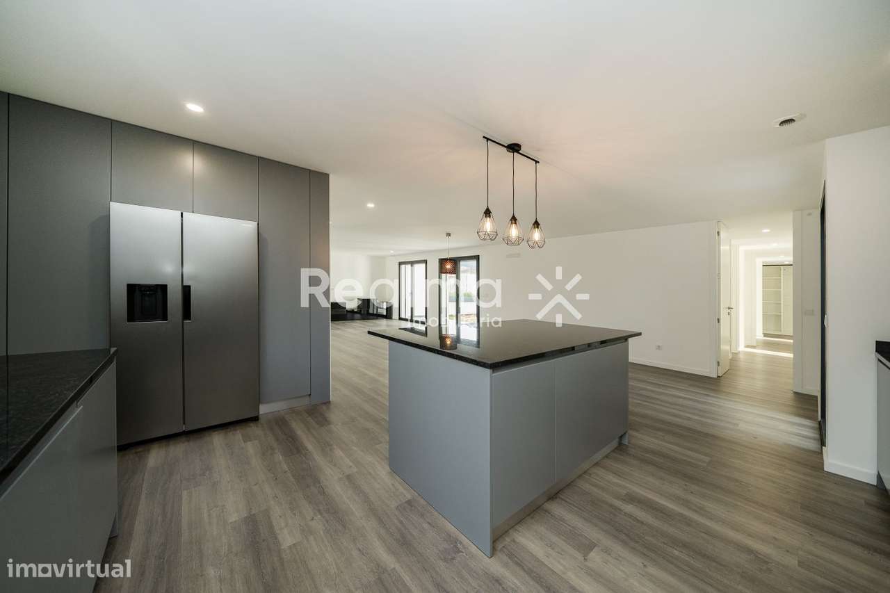 Moradia Térrea T3+Escritório em Este S.Mamede-Braga-24