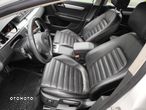 Volkswagen Passat Alltrack 2.0 TDI 4Motion DSG BlueMotion Tec - 23