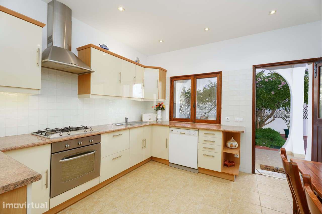 Moradia T3+2 para venda em Paderne, Albufeira - Grande imagem: 4/26