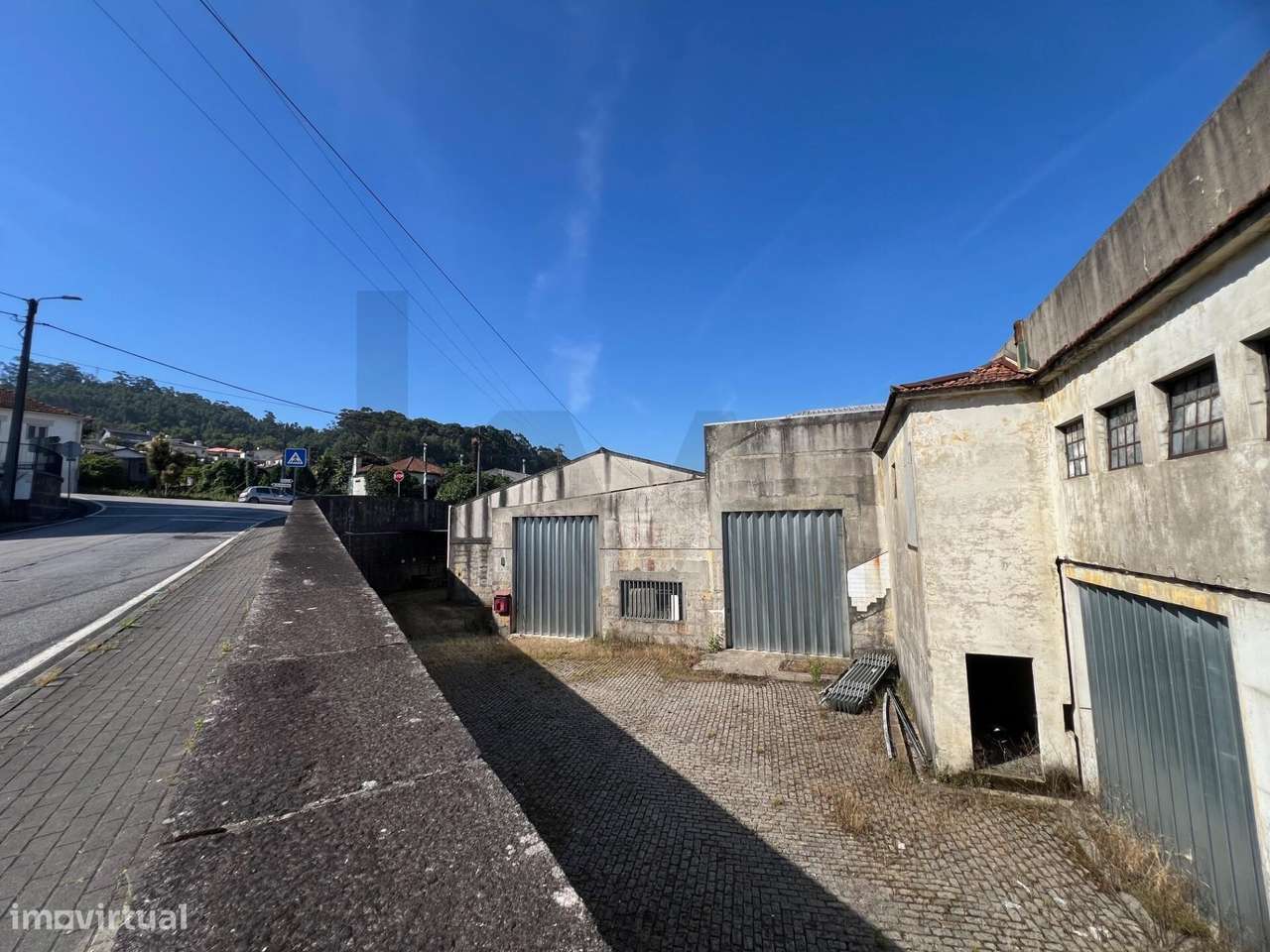 Armazém Industrial em Rebordões, Santo Tirso - Grande imagem: 4/12