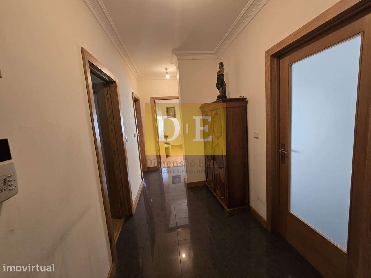 Apartamento T4 na Zona Nobre dos Maninhos na Maia-28