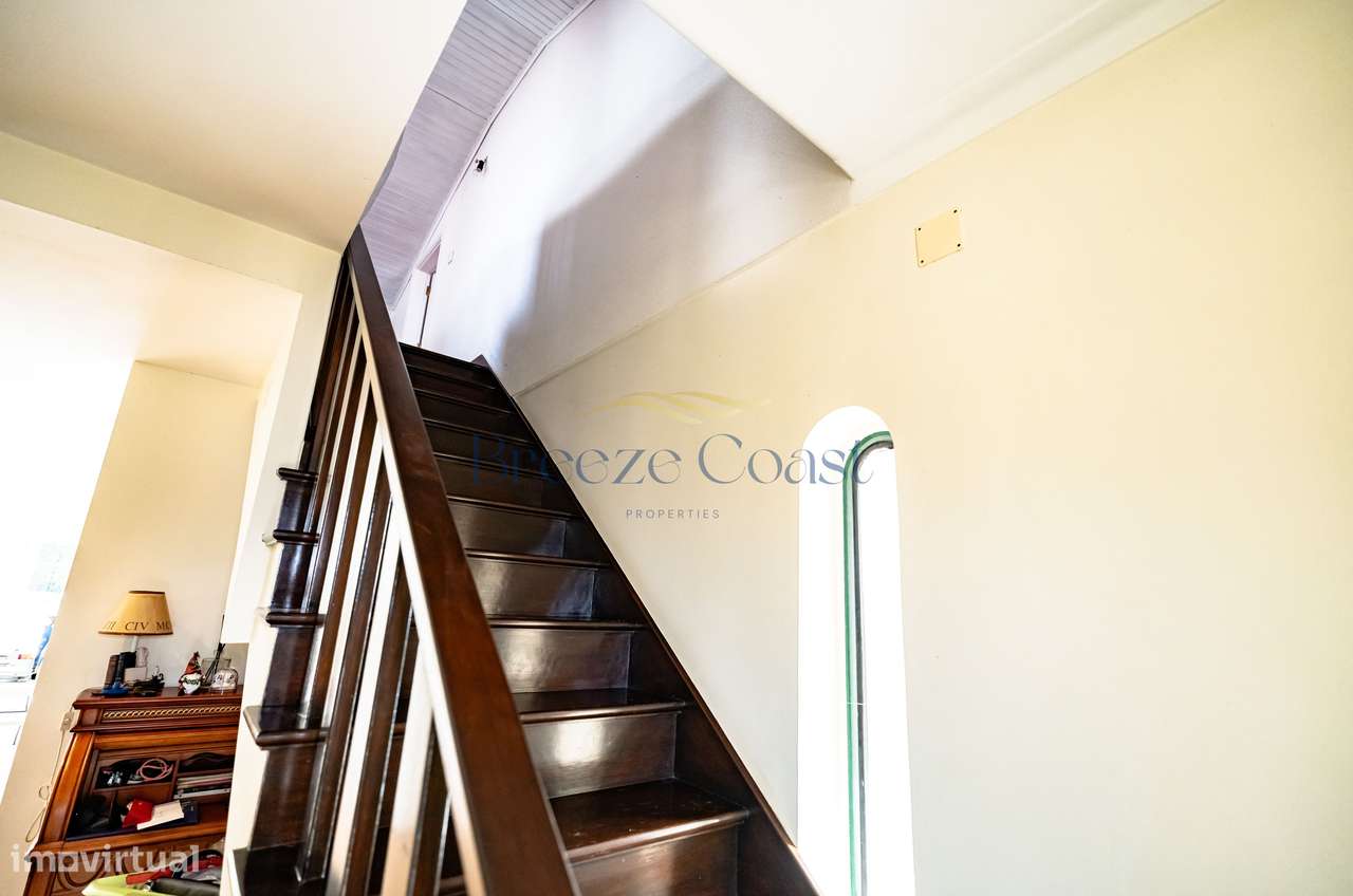 Moradia T2 com Piscina Privada e a 30m de Lisboa-21