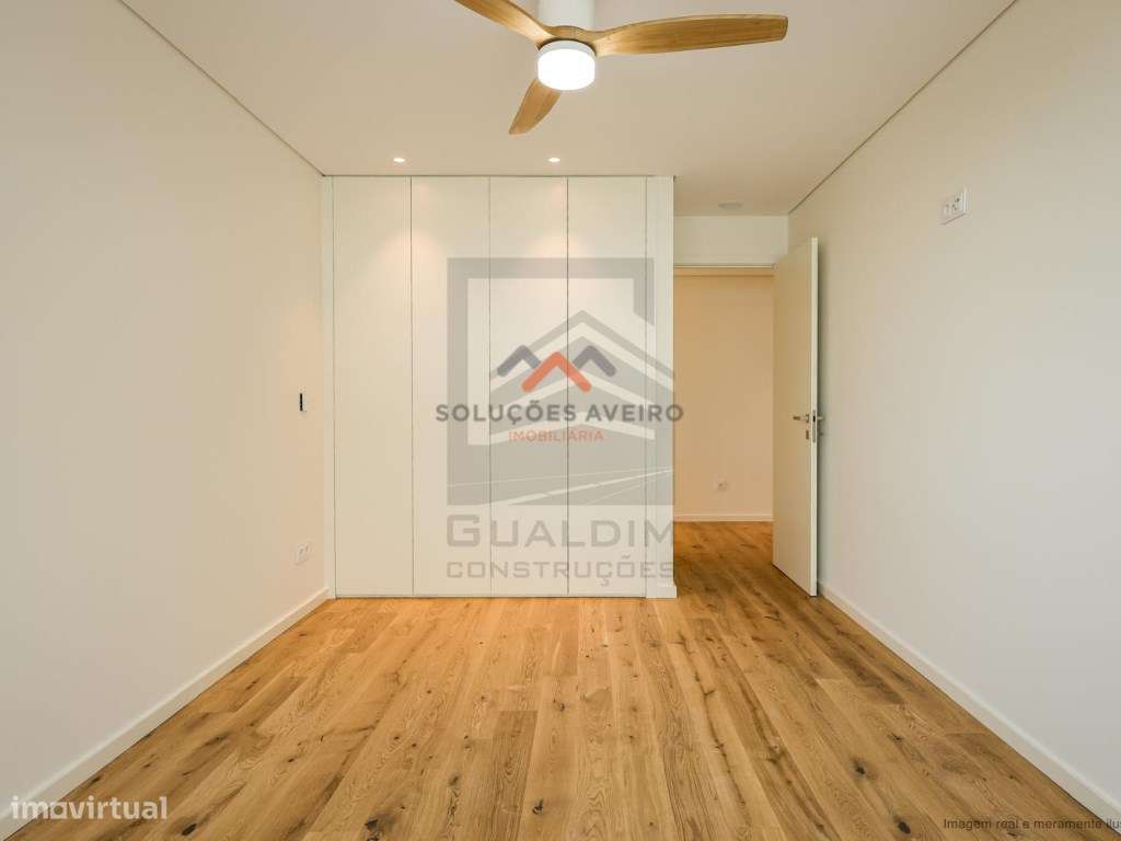 Apartamento T2+ Terraço Implex em Aveiro!-29