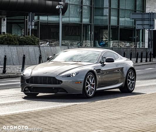 Aston Martin V8 Vantage S SportShift II - 1