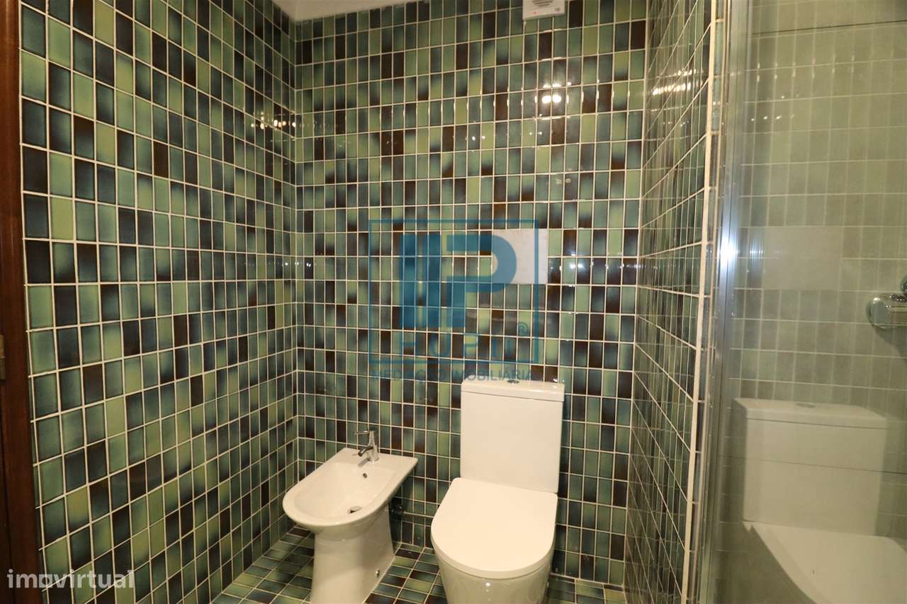 Apartamento T4 Venda em Oliveira, São Paio e São Sebastião,Guimarães-15