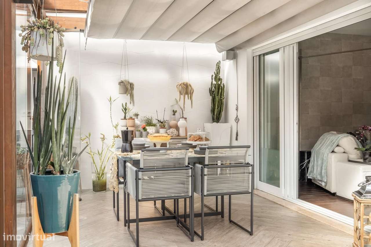 Moradia T4 com jardim, Encarnação, Lisboa-6