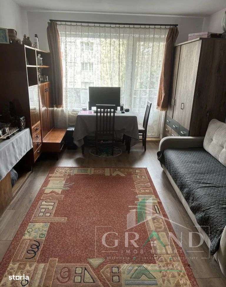Apartament cu 3 camere, etaj 1, zona Constantin Brancusi