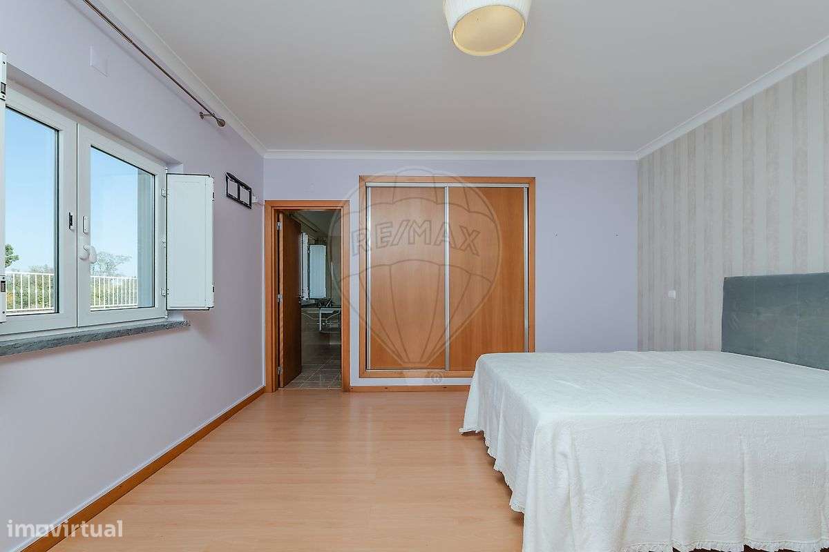 Moradia T4 para venda-28