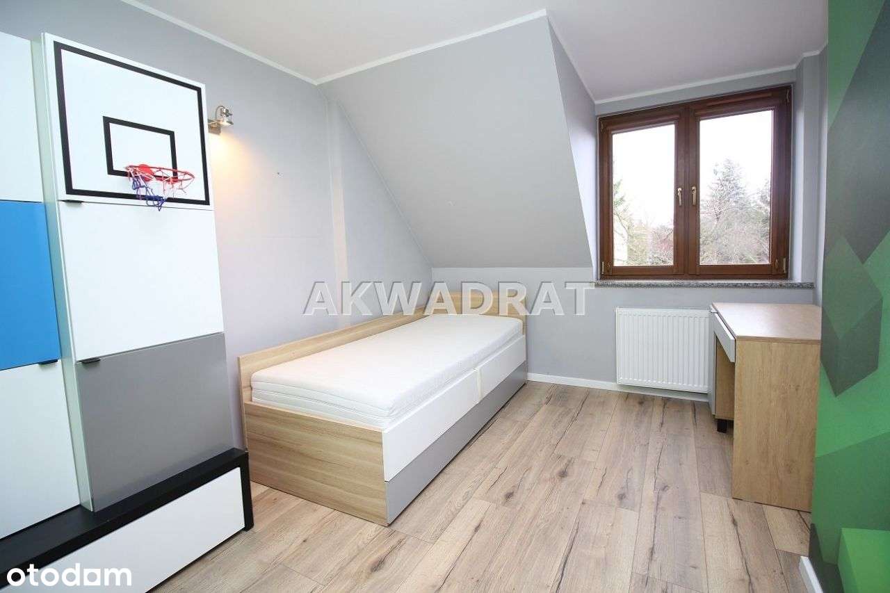 Dom w zabudowie szeregowej Piaskowa Góra-6