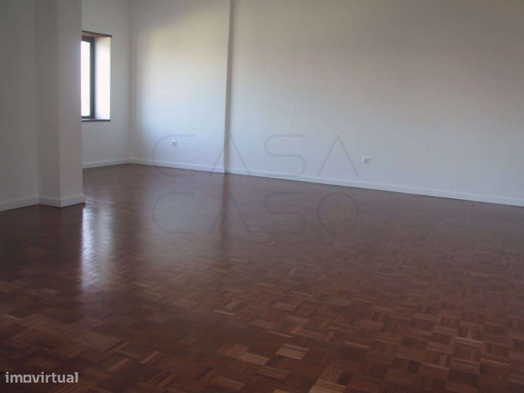 Cinco Assoalhadas com Vista Panorâmica sobre a cidade de Setúbal, R... - Grande imagem: 3/31