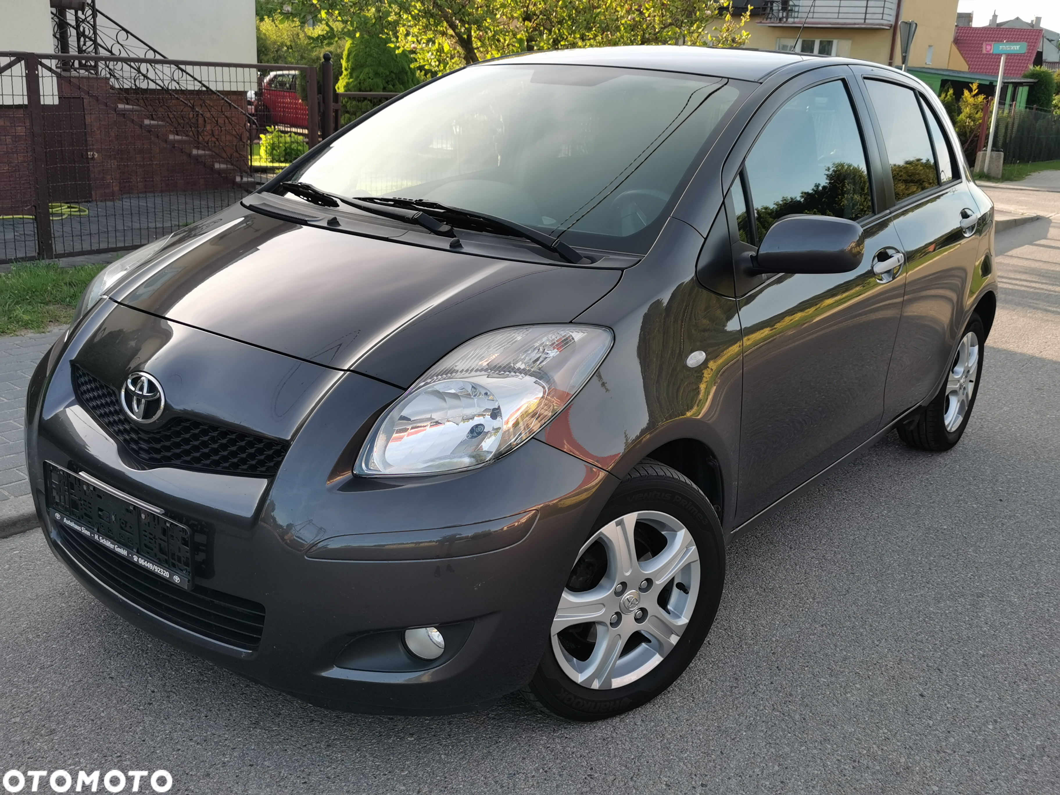 Toyota Yaris 1.33 VVT-i Executive - 5