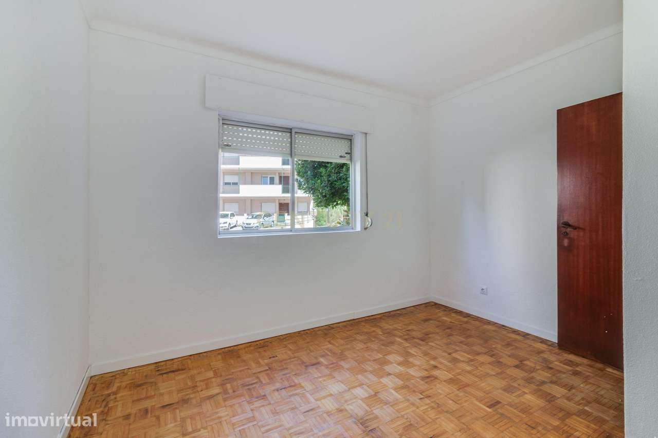 T3 Renovado na Serra das Minas, Rio de Mouro-9