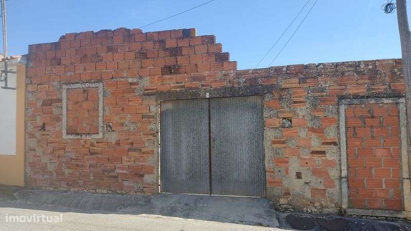 Terreno Urbano em Azinheira, 203m²