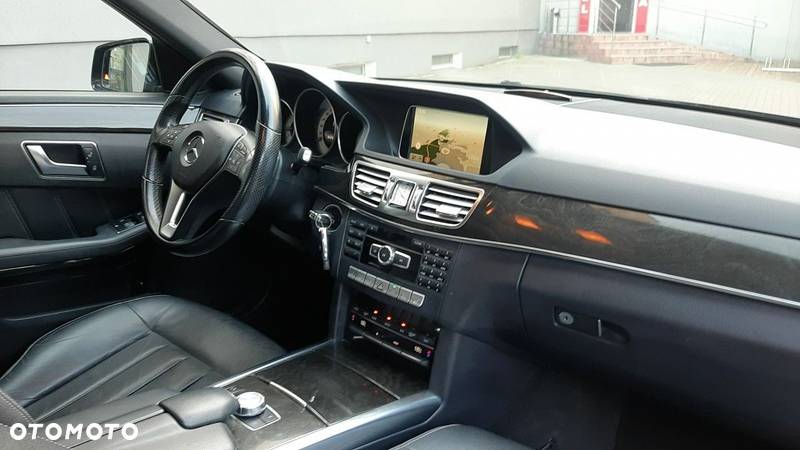 Mercedes-Benz Klasa E 350 BlueTEC 4-Matic Elegance - 26