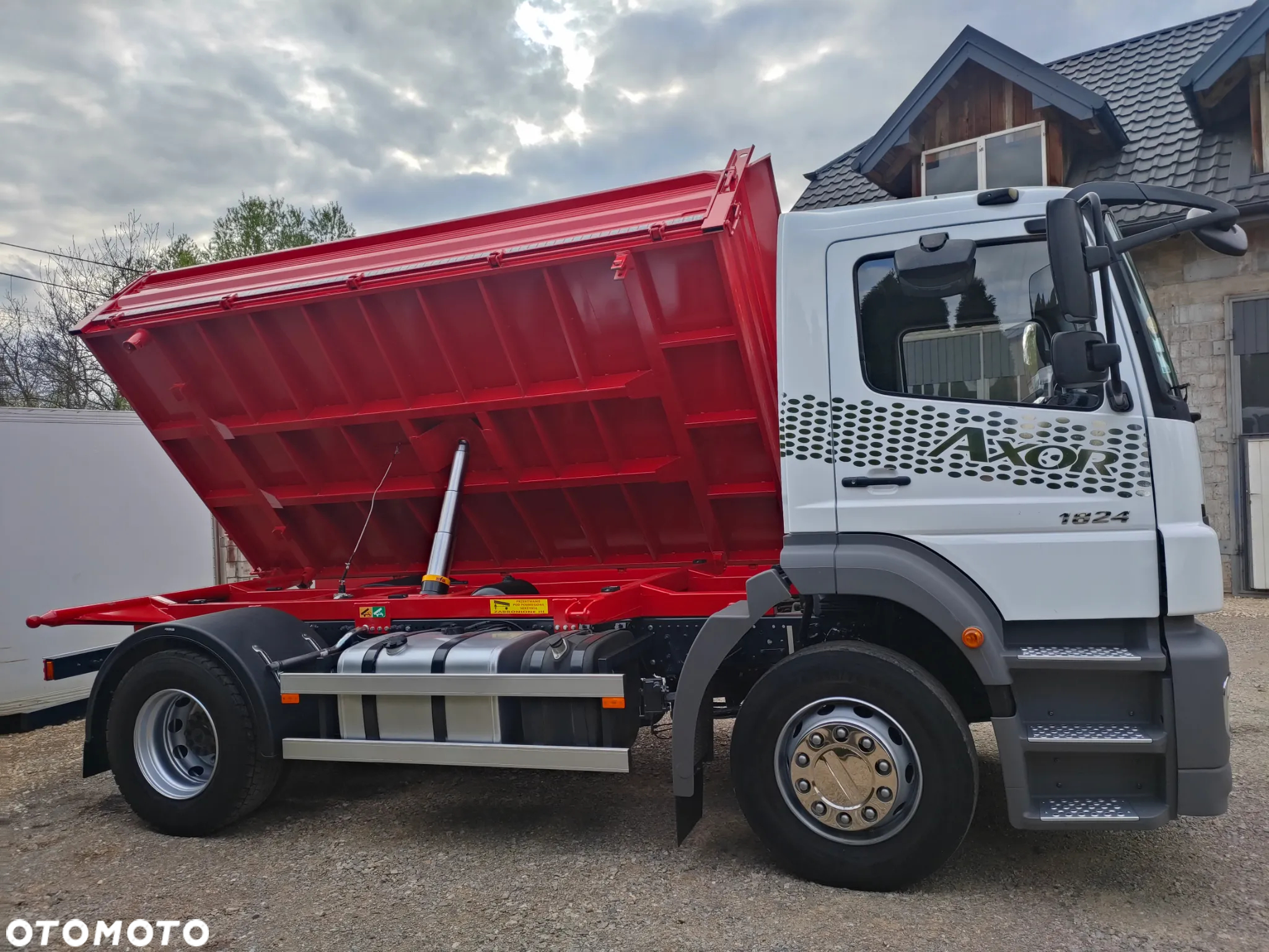 Mercedes-Benz Axor 1824 1823 1829 - 11