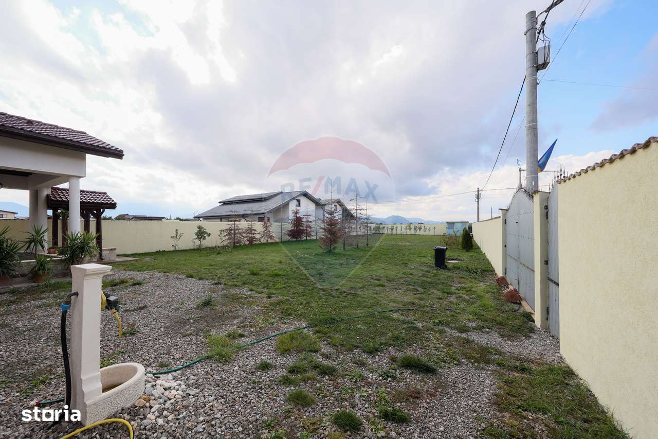 Casă single pe un nivel, construcție premium–Cartier Izvor, Tărlungeni - Imagine principală: 5/11