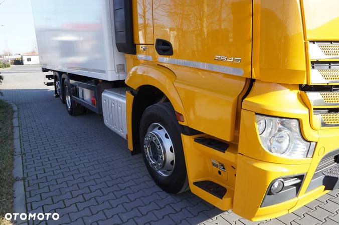 Mercedes-Benz Actros 2543 E6 6×2 / Chłodnia / ATP/FRC / 20 palet / 260 tys.km !!! - 19