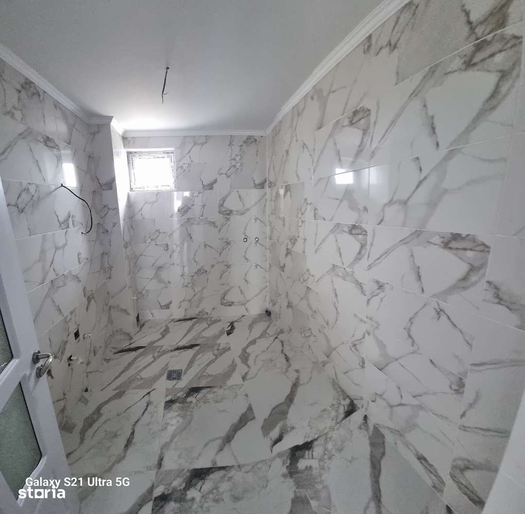 Vila P+M 5 camere//teren 350mp//utilitati Varteju-Magurele - Imagine principală: 4/12