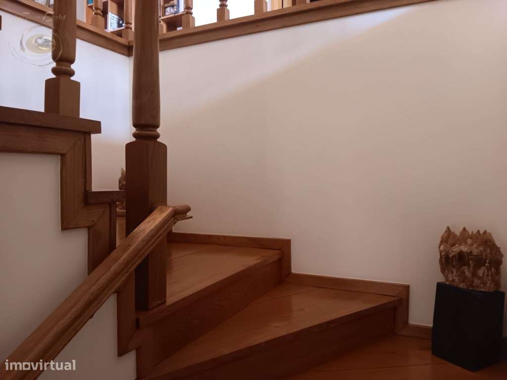 Moradia T3+1 com recheio.-26