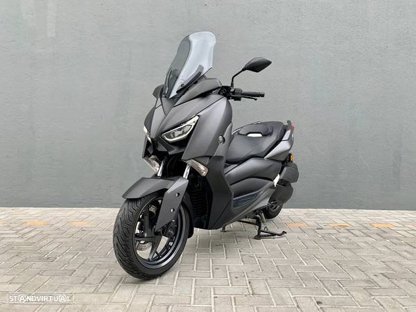 Yamaha X-Max 300 - 1