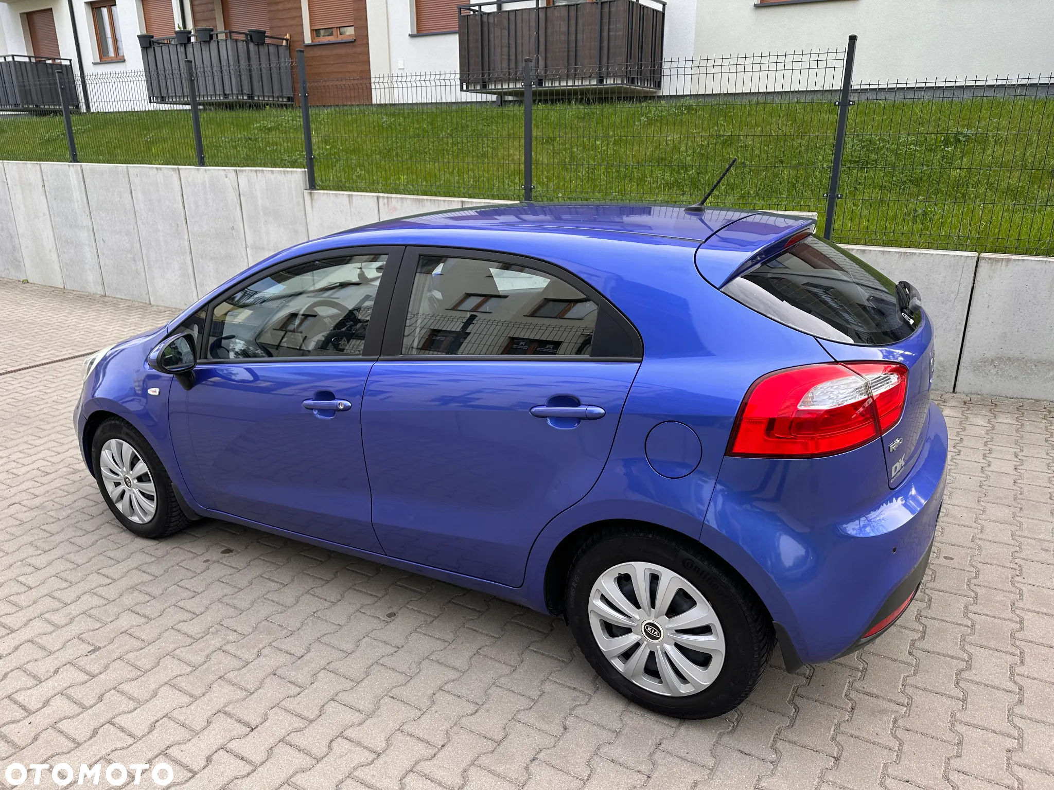 Kia Rio 1.2 Attract - 10