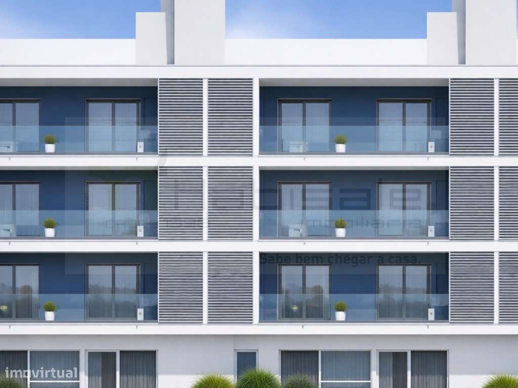 T3 com box e 3 wcs em Santo António dos Cavaleiros - Grande imagem: 2/12