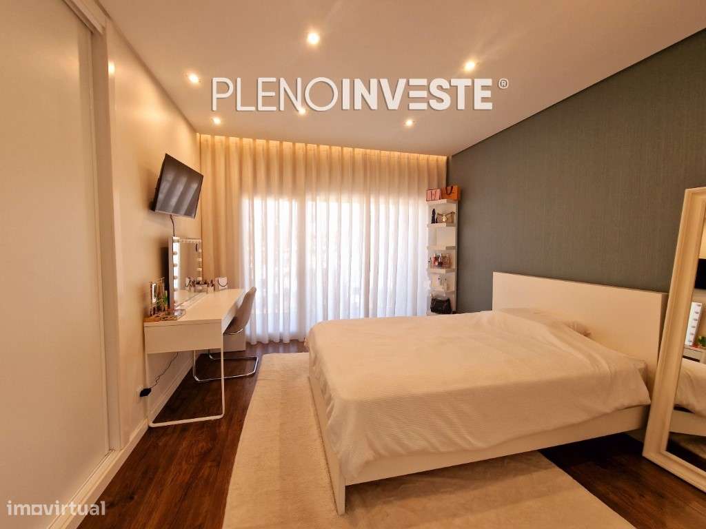 Moradia Isolada V3+2 com piscina na Quinta de Valadares-14