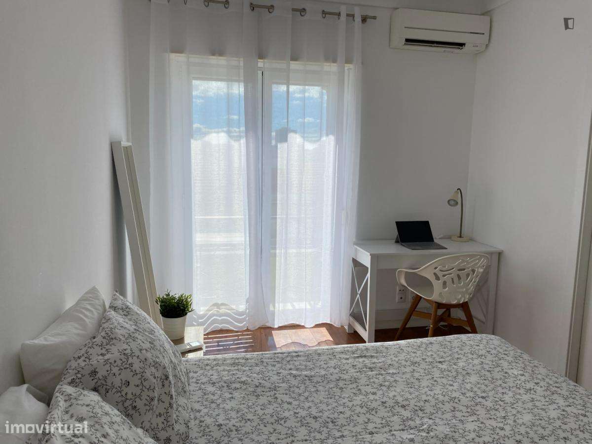 Apartamento com 1 quartos - localizado em Lisbon - Grande imagem: 5/7