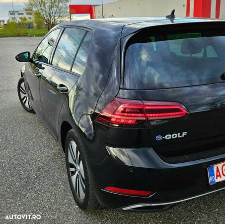 Volkswagen Golf e-Golf - 9