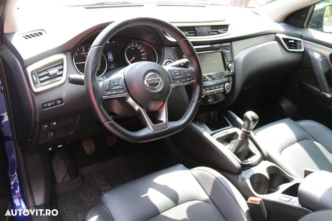 Nissan Qashqai 1.7 dCi TEKNA+ - 6