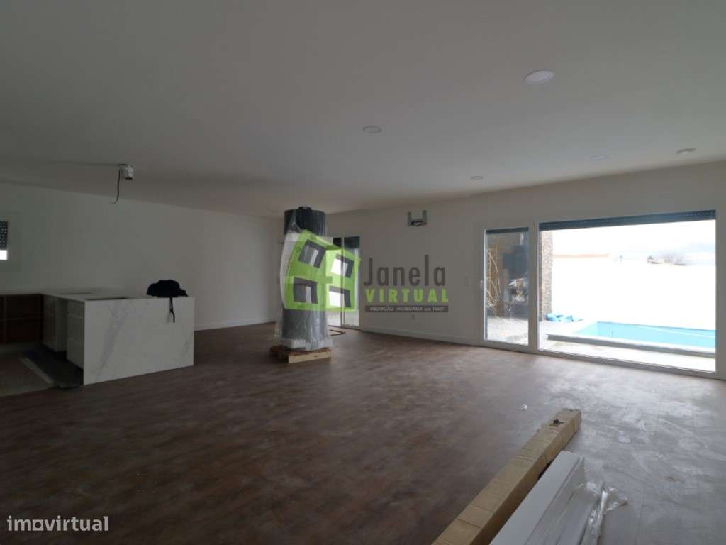 Moradia Isolada Térrea T3 com Piscina - Azeitão - Grande imagem: 5/24