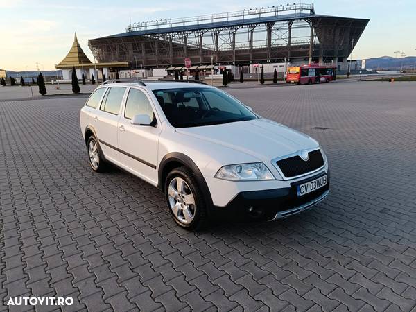 Skoda Octavia Combi 2.0 TDI DPF Ambient 4x4 - 2