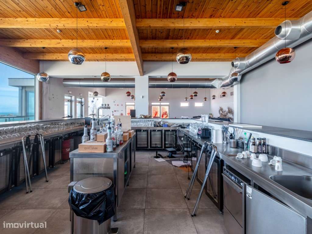 Edifício 1ª linha de mar - Peniche - opções múltiplas de investimento-12