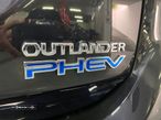 Mitsubishi Outlander 2.0 PHEV Instyle - 22