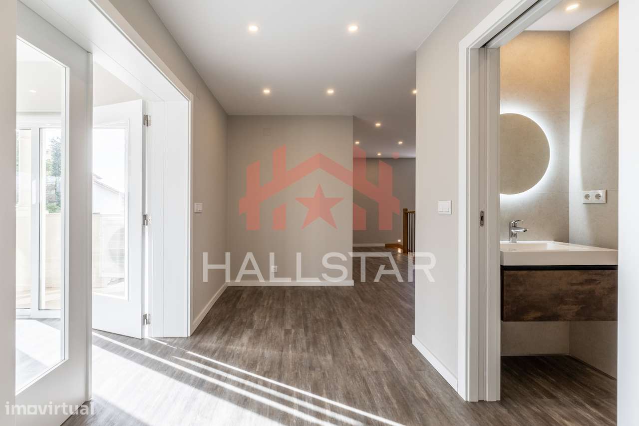 Moradia de Luxo T4 / Lote com 890m² / Marinha Grande-39