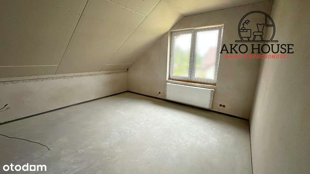 Wyjątkowy dom z potencjałem i dużym garażem!-12