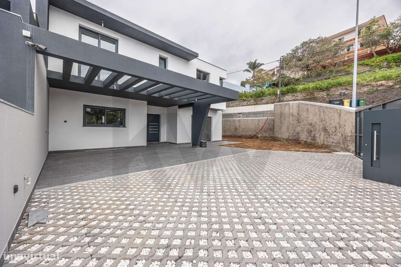 Moradia Moderna T3 em construção | Fração B | São Roque, Funchal | Ilh - Grande imagem: 2/28