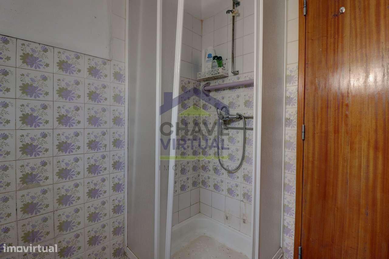 Moradia V3 com garagem e anexo  – Concelho Torres Vedras-17