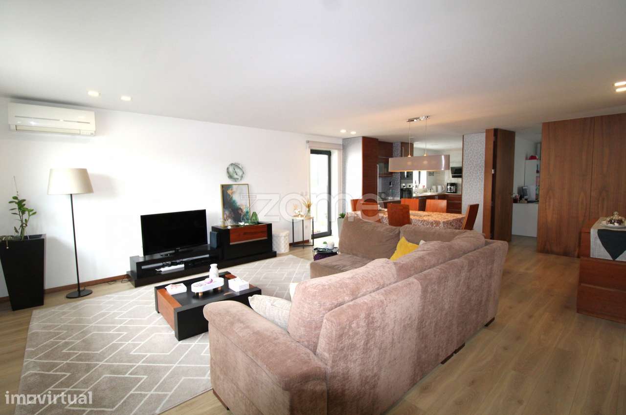 Moradia T3 Individual no Centro de Fafe - Grande imagem: 3/30