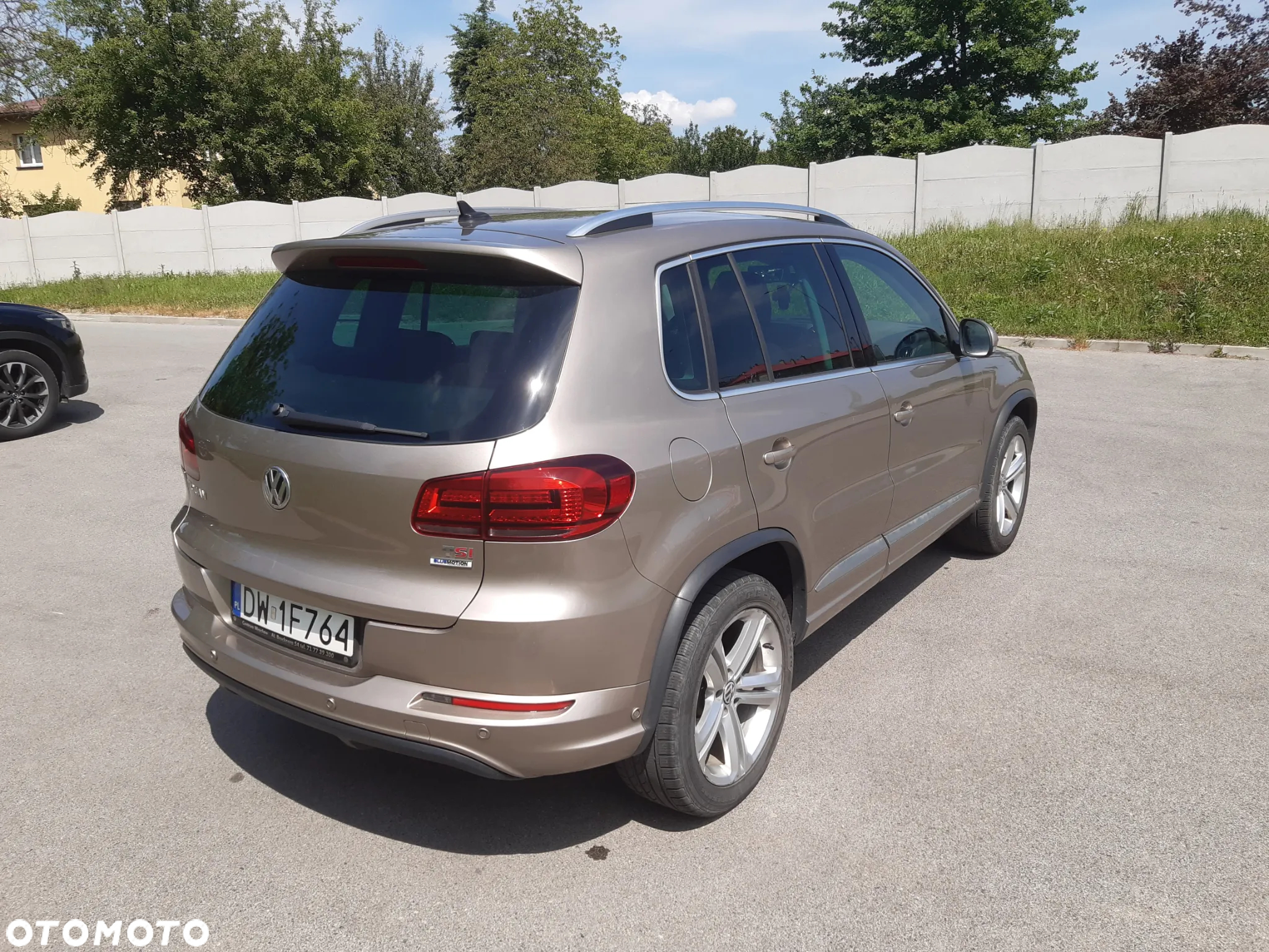 Volkswagen Tiguan - 9