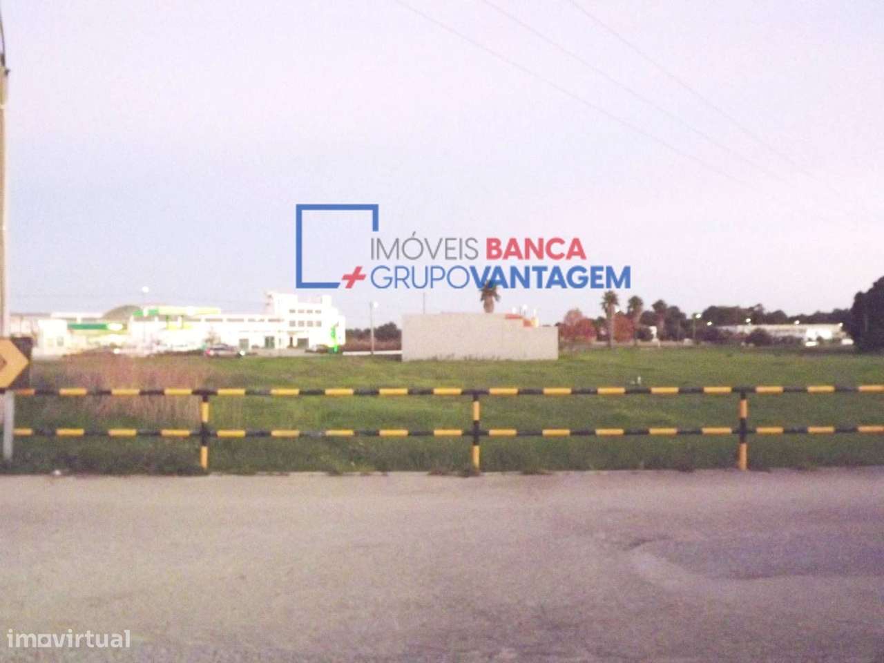 T4 situado em Pinhal Novo - Grande imagem: 5/5