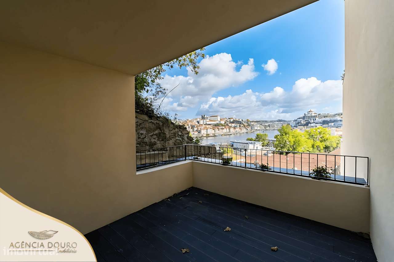 Apartamento T4 com vistas Rio Douro, Vila Nova de Gaia-23