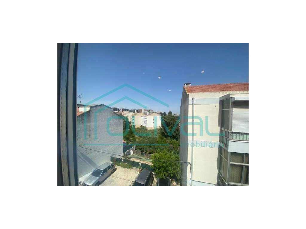 Apartamento T2 à venda em Póvoa de Santa Iria e Forte da Casa-15
